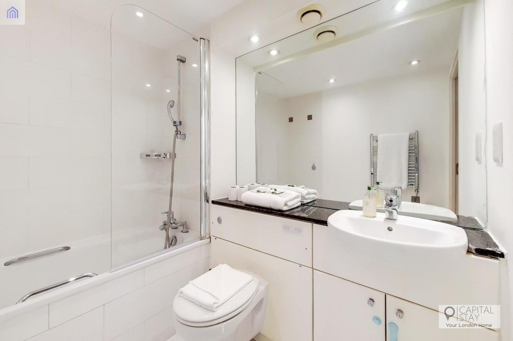 Fully Serviced Two Bed Apartment By Excel & O2 London Exterior photo